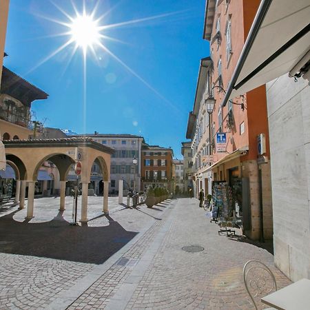 Ca'Cerere - Happy Rentals Riva del Garda Dış mekan fotoğraf