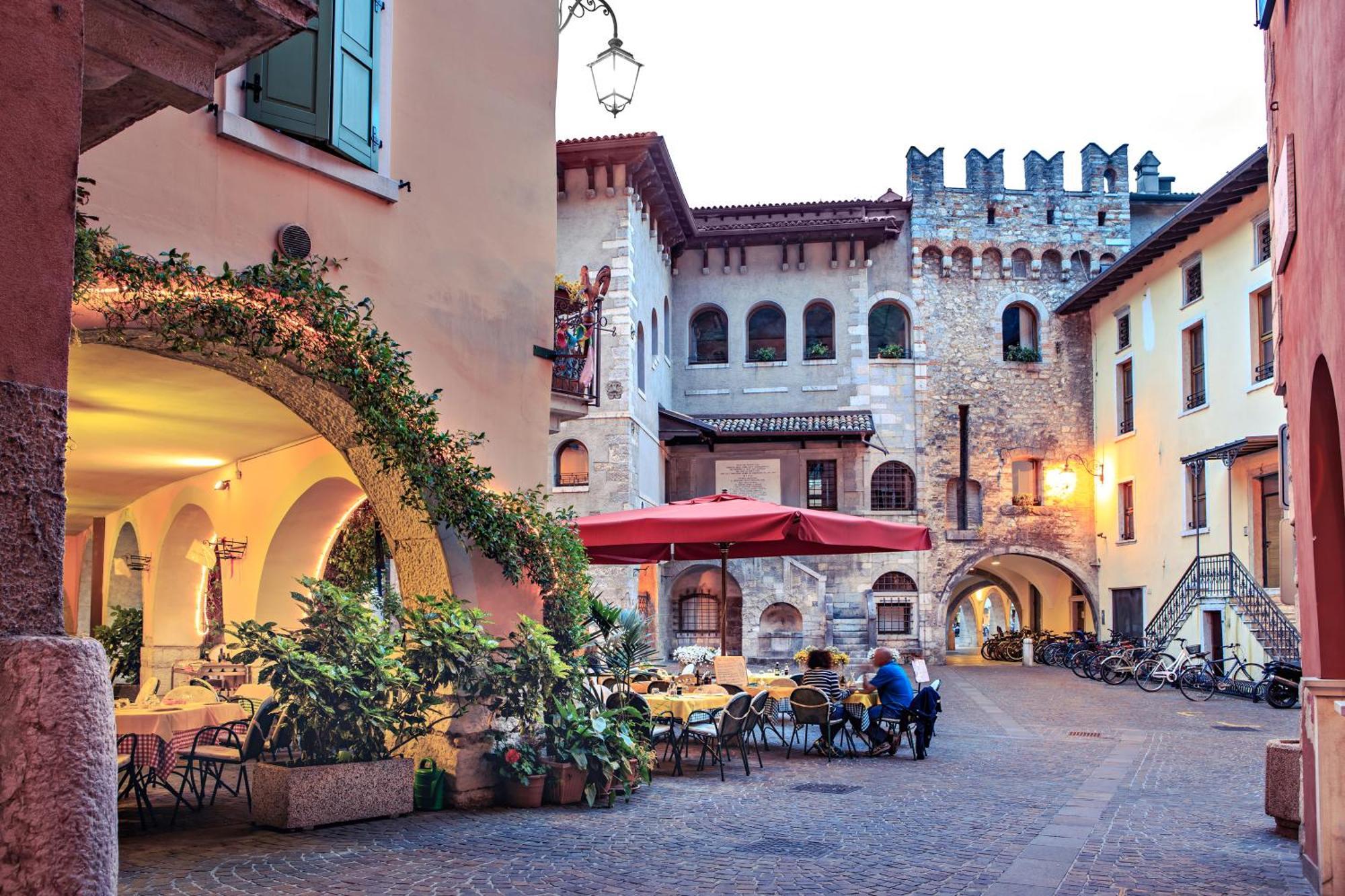 Ca'Cerere - Happy Rentals Riva del Garda Dış mekan fotoğraf